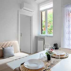  Apartamento Life Sweet - Fiera, Duomo Italia